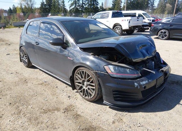 2016 VOLKSWAGEN Golf GTI