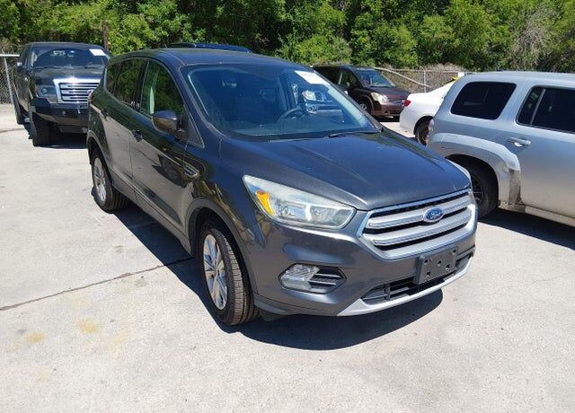 2017 FORD Escape