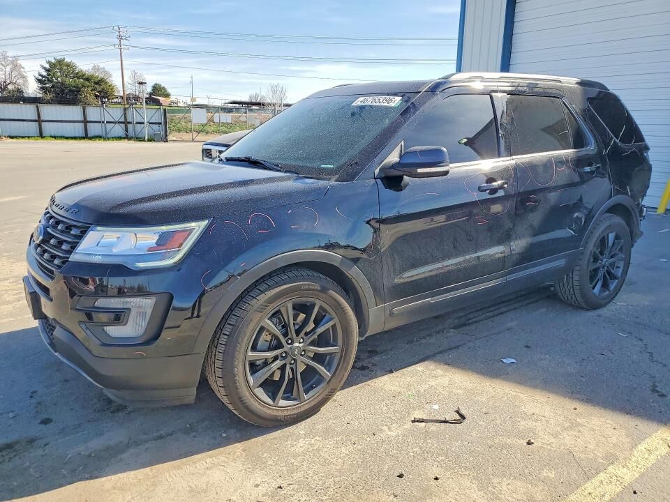 2017 FORD Explorer