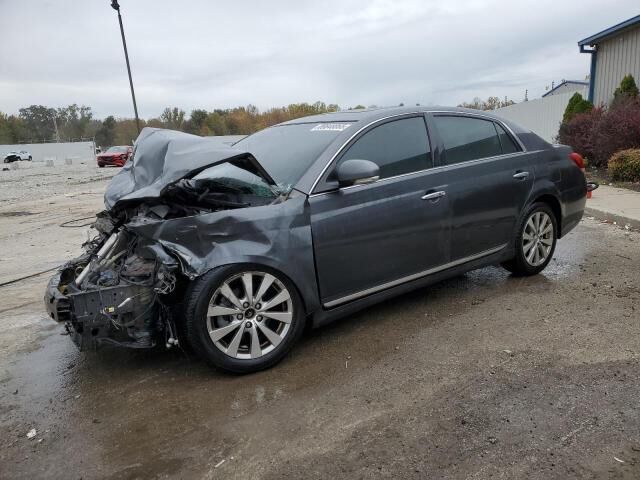 2012 TOYOTA Avalon