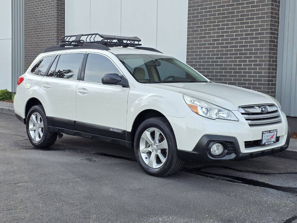 2014 SUBARU Outback