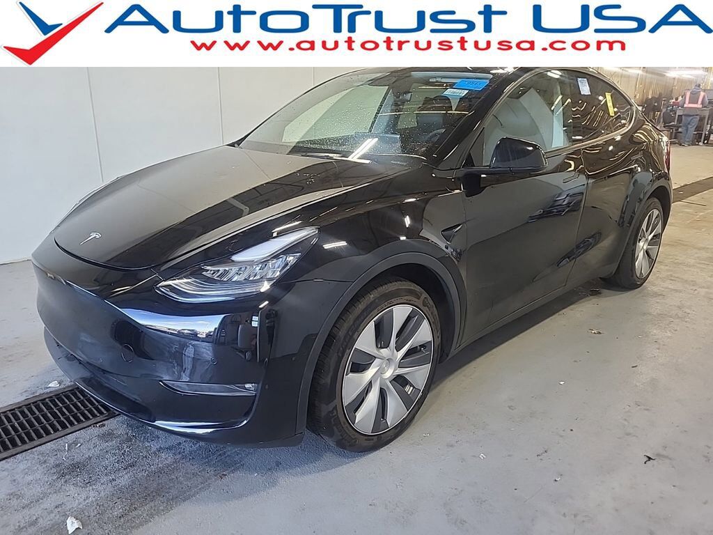 2022 TESLA Model Y