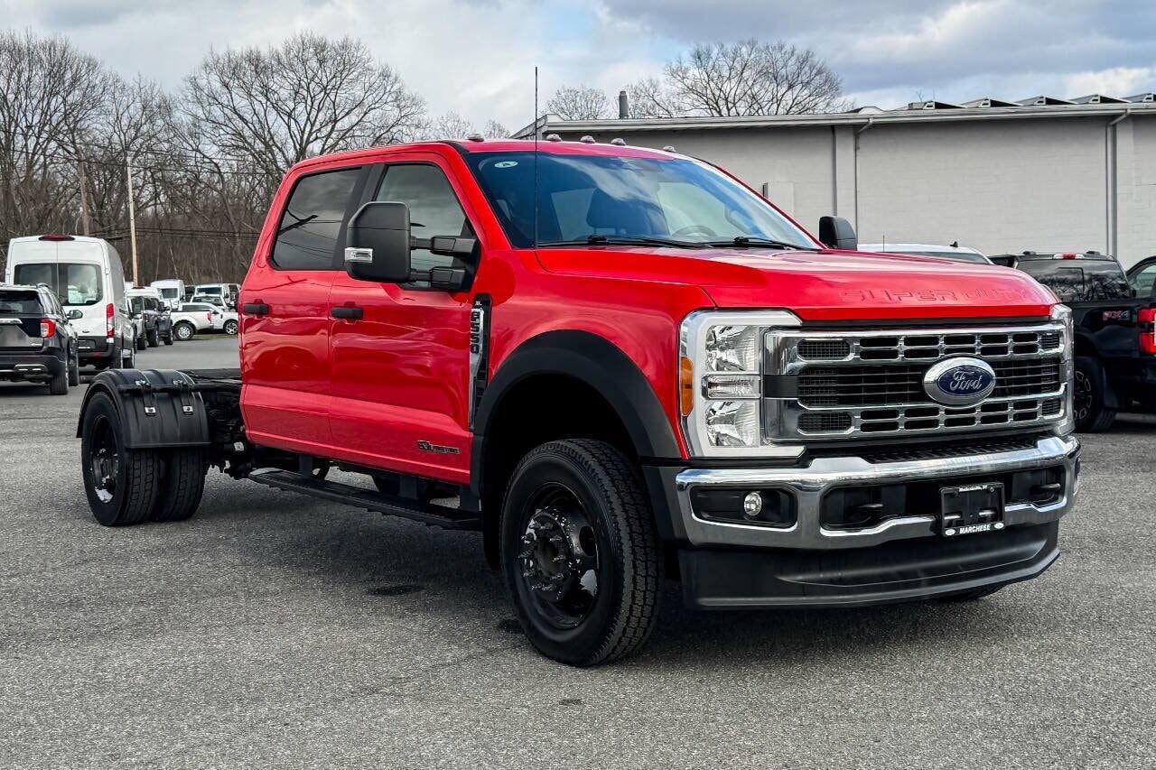 2023 FORD F-550