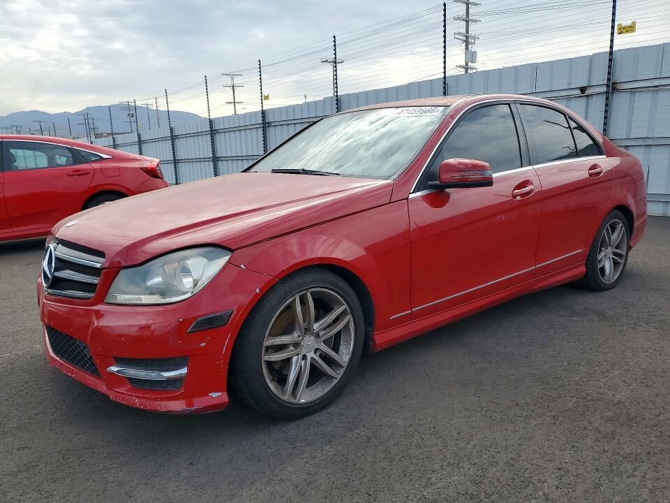 2013 MERCEDES-BENZ C-Class
