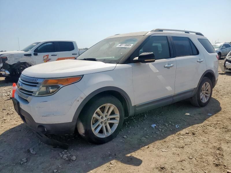 2013 FORD Explorer
