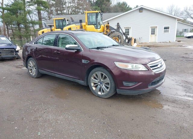 2011 FORD Taurus