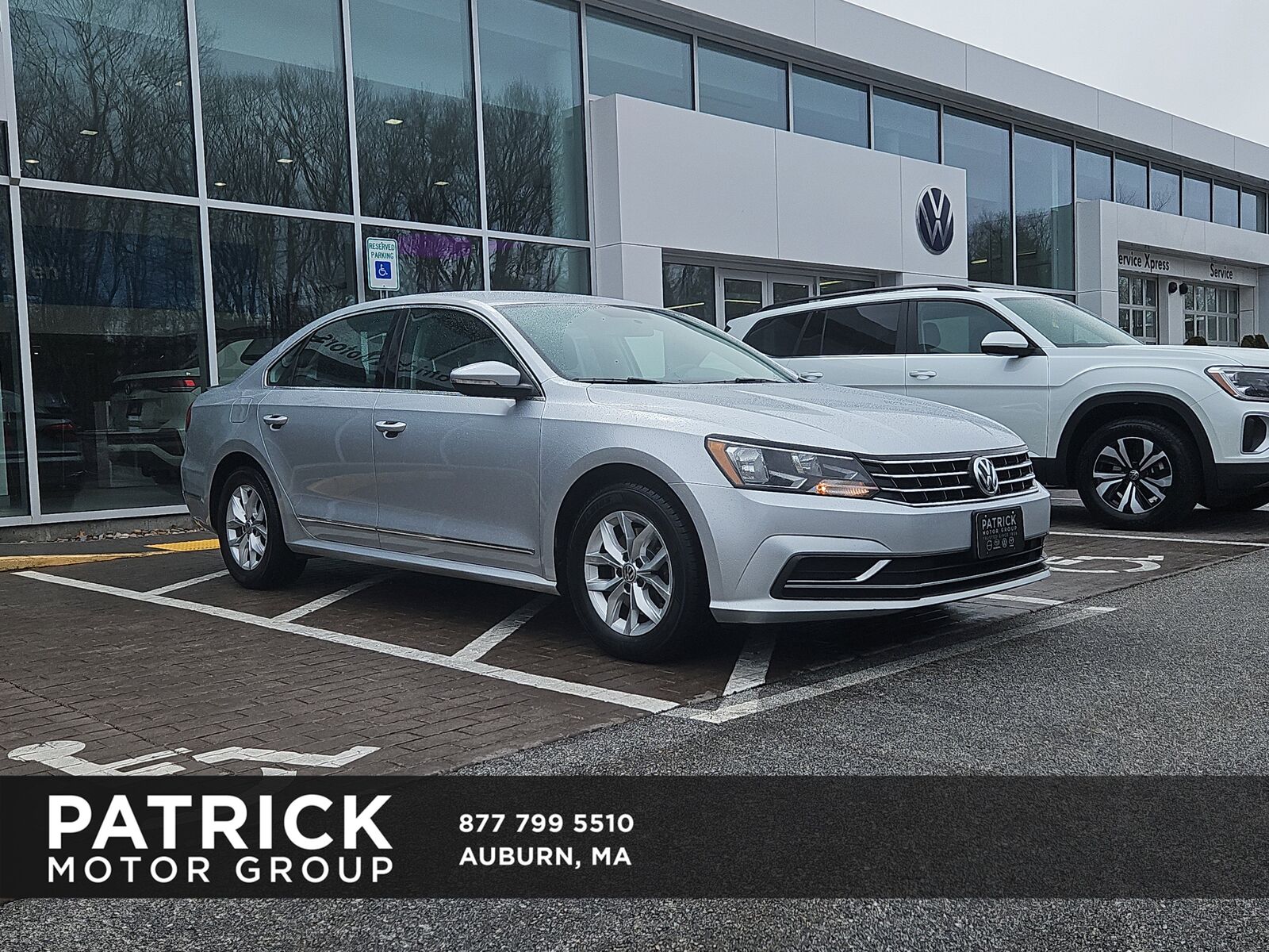 2016 VOLKSWAGEN Passat