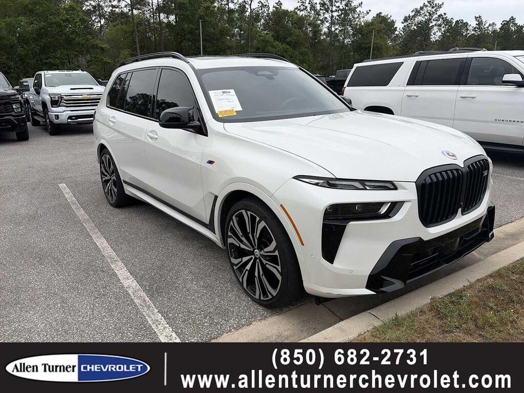 2023 BMW X7