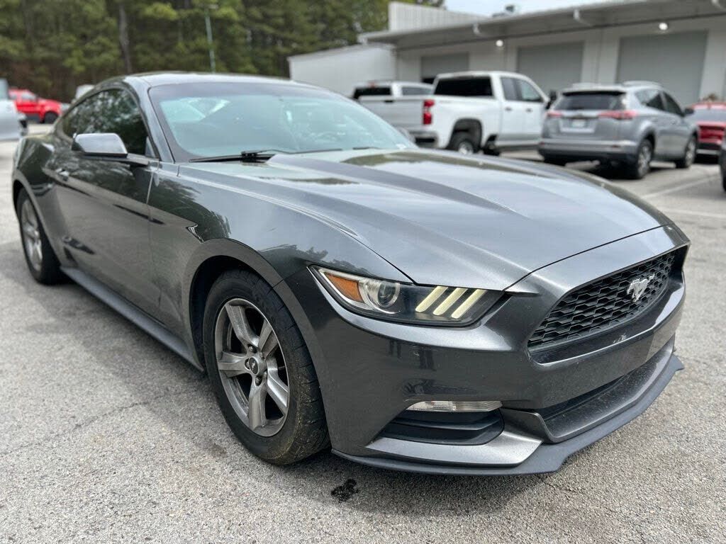 2017 FORD Mustang