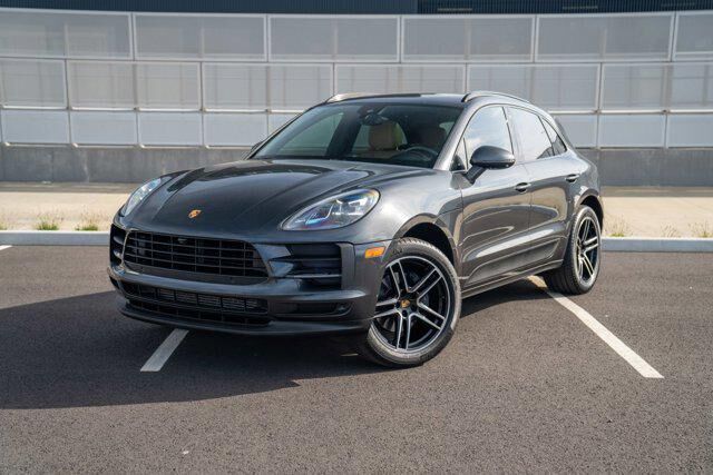 2020 PORSCHE Macan