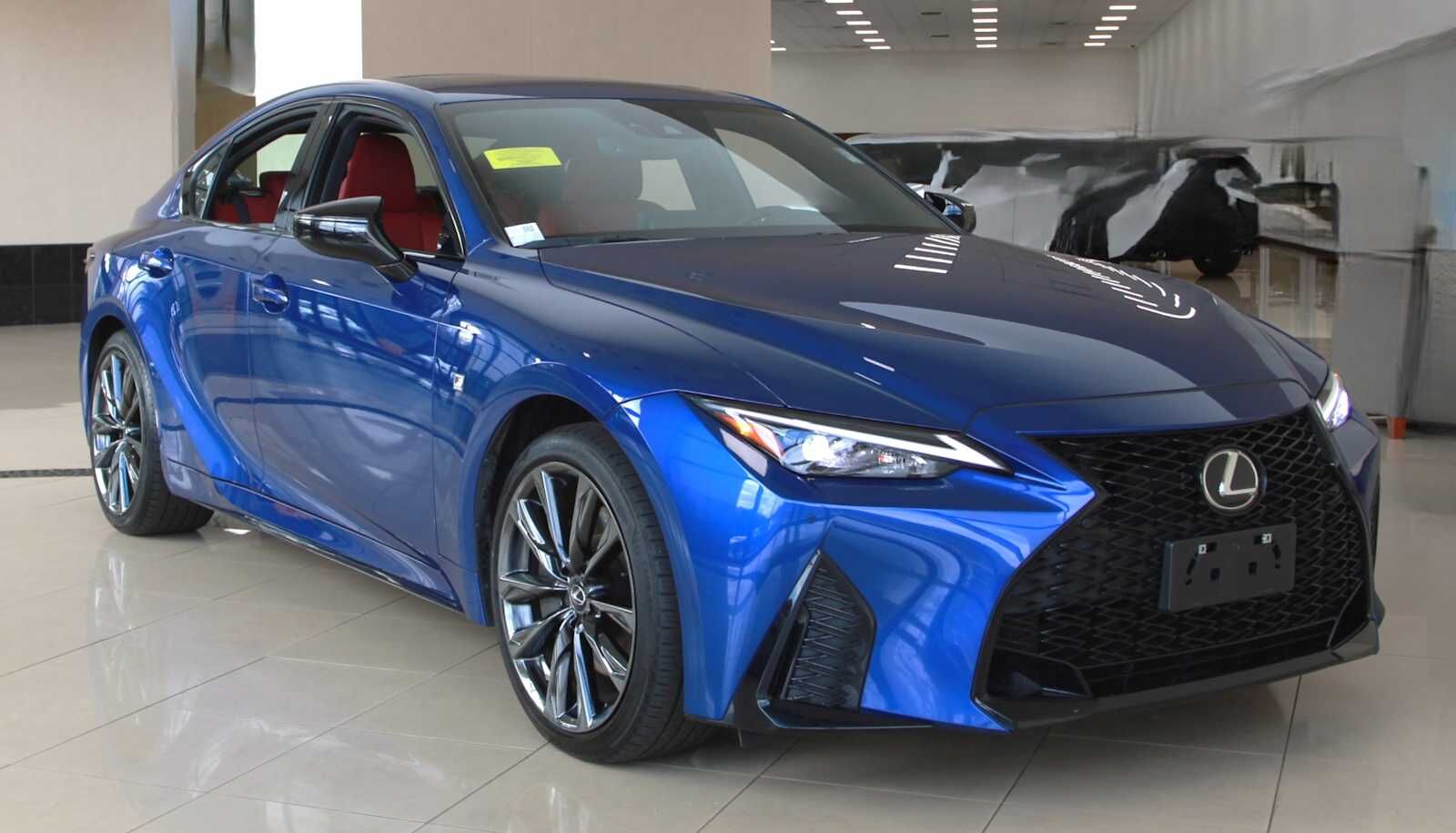 2025 LEXUS IS
