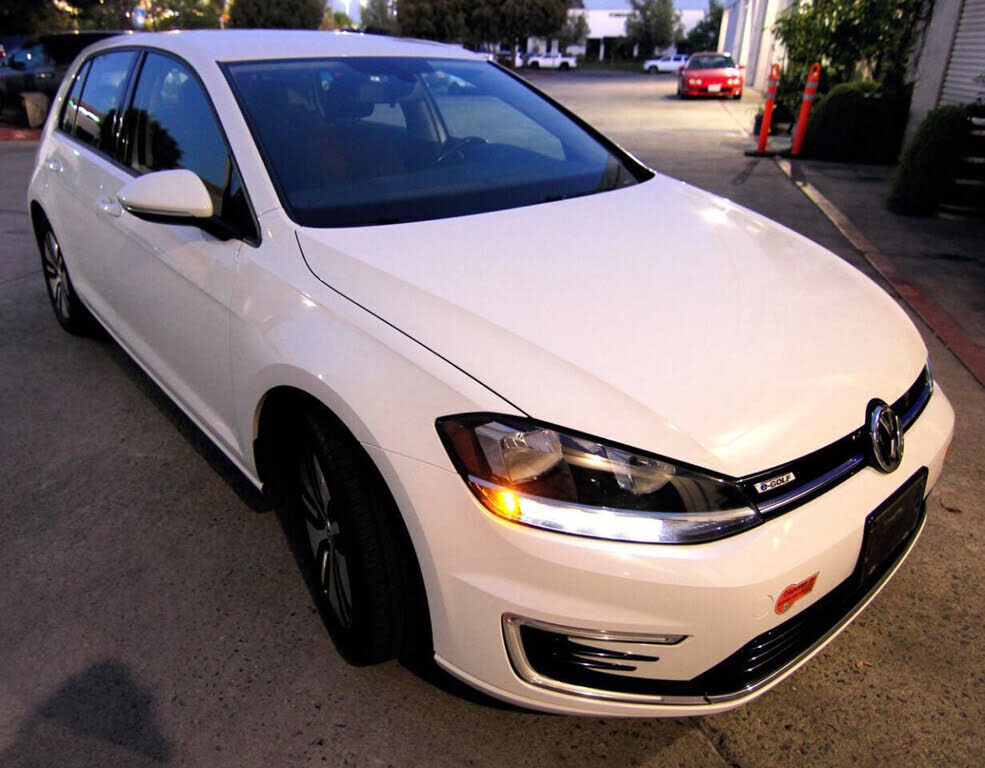 2019 VOLKSWAGEN e-Golf