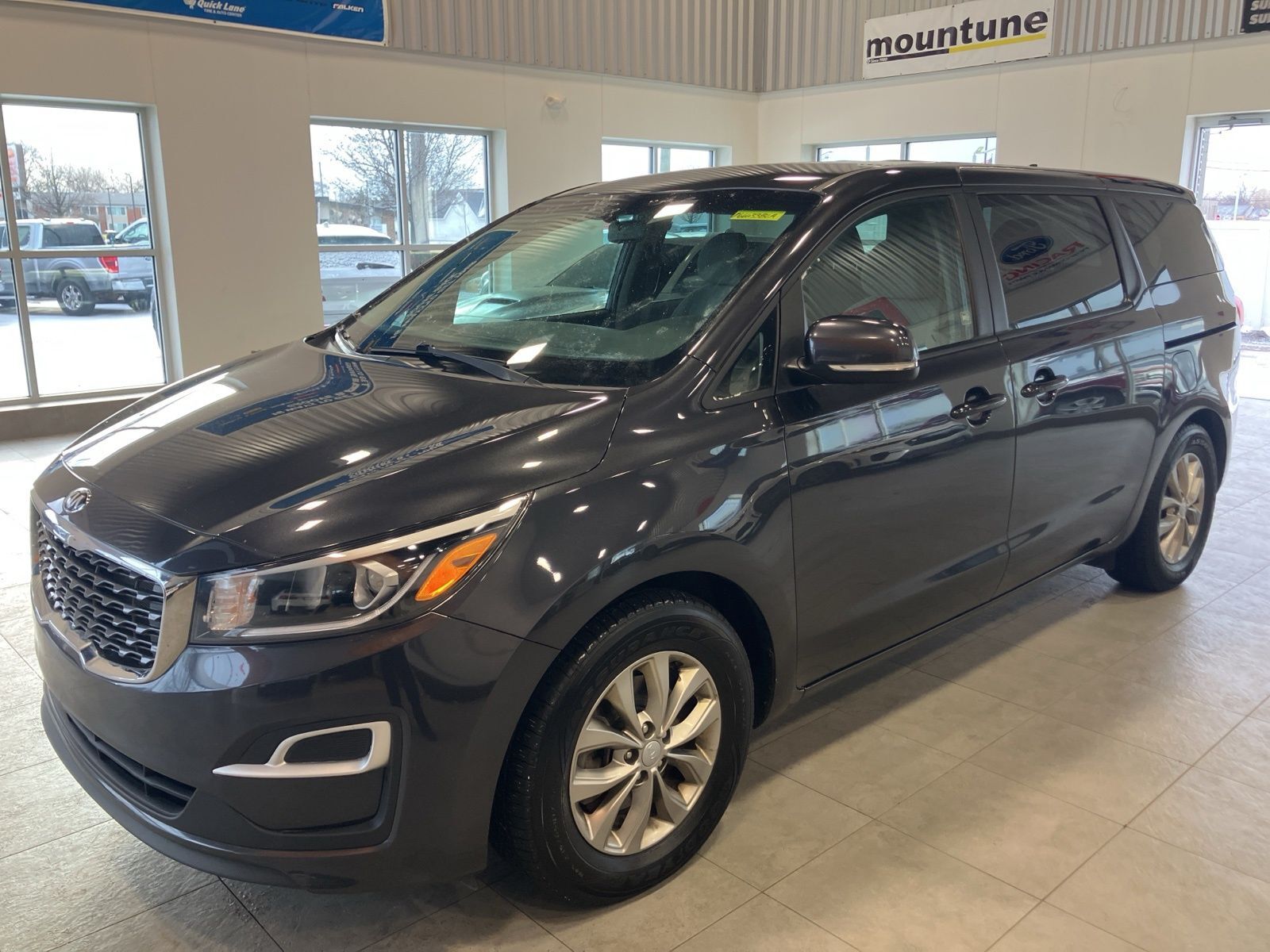 2021 KIA Sedona