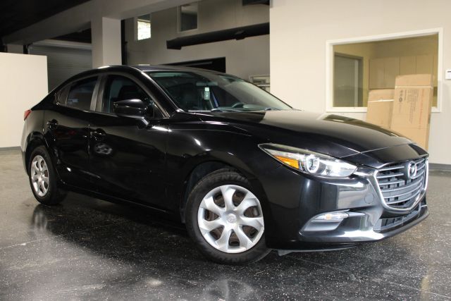 2017 MAZDA Mazda3