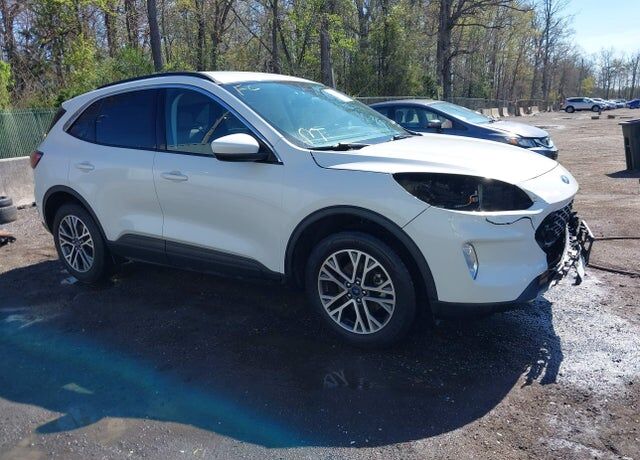 2021 FORD Escape