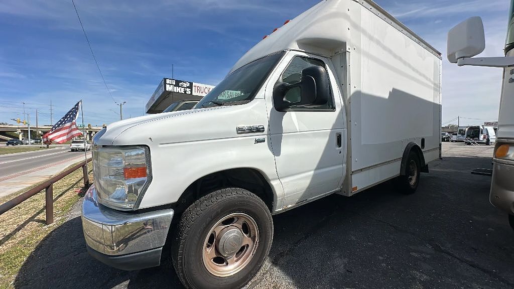 2012 FORD E-350