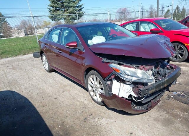 2014 TOYOTA Avalon