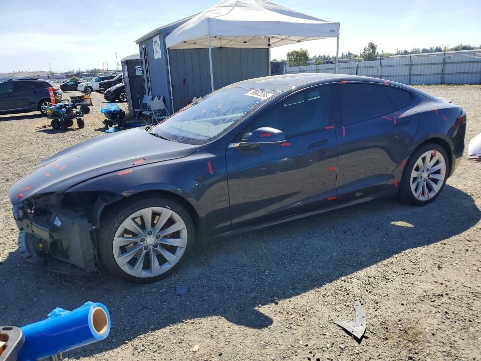 2016 TESLA Model S