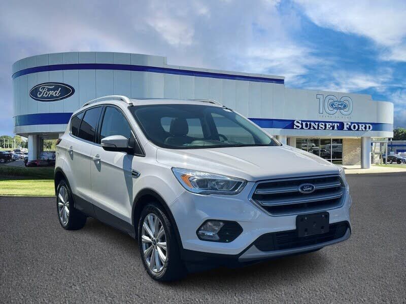 2017 FORD Escape