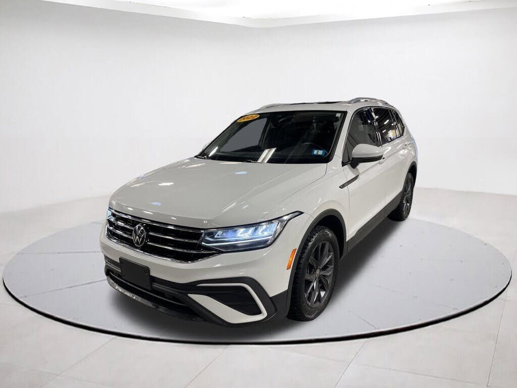 2022 VOLKSWAGEN Tiguan