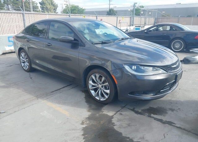 2015 CHRYSLER 200