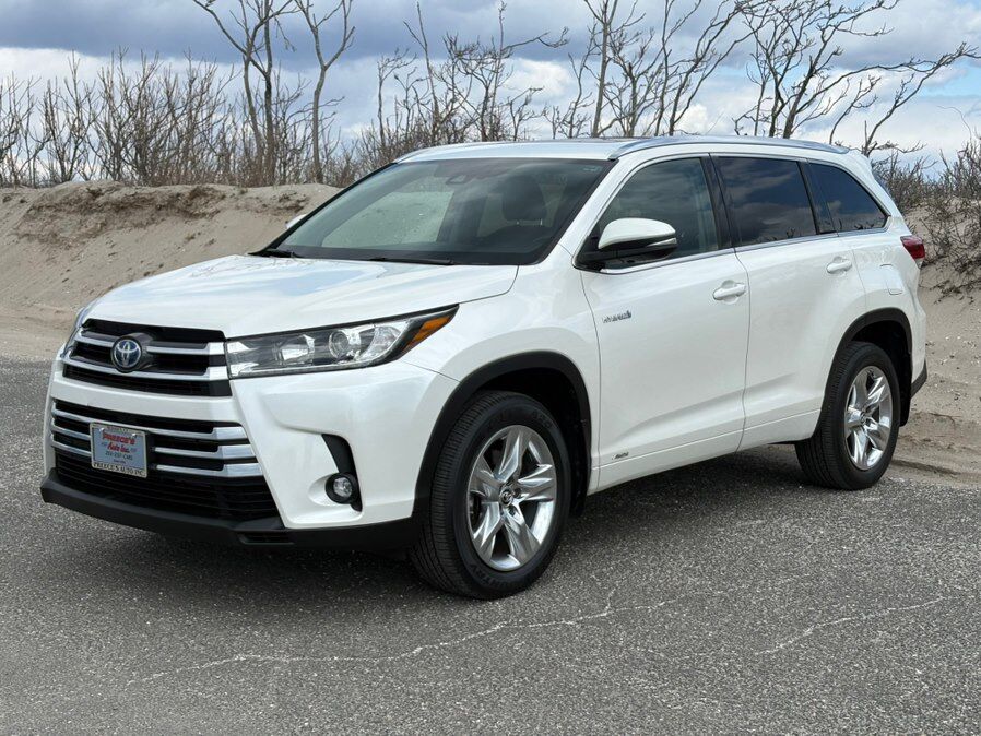 2019 TOYOTA Highlander