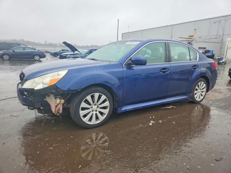 2011 SUBARU Legacy