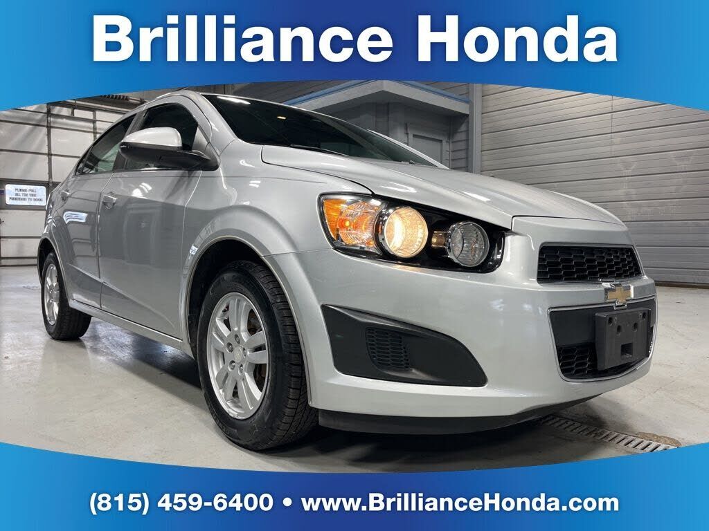 2015 CHEVROLET Sonic