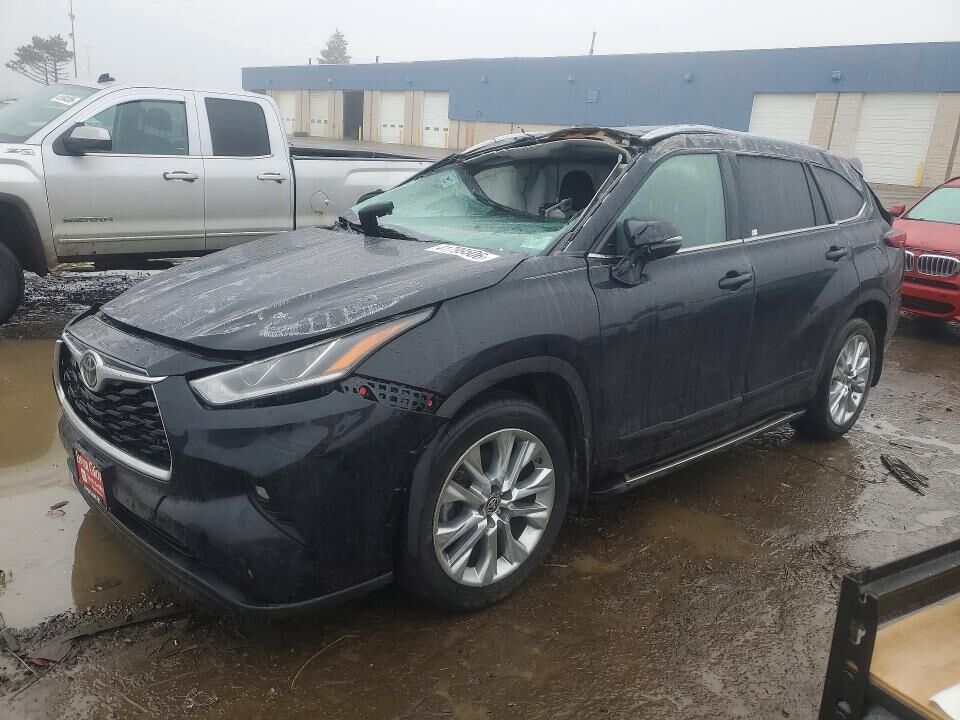 2022 TOYOTA Highlander