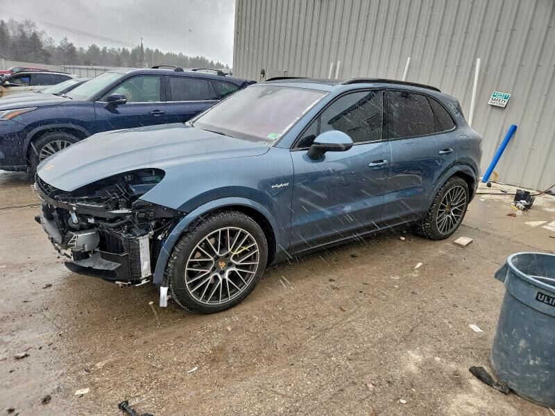 2020 PORSCHE Cayenne