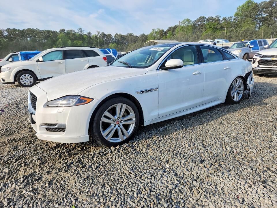 2017 JAGUAR XJ