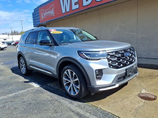 2025 FORD Explorer