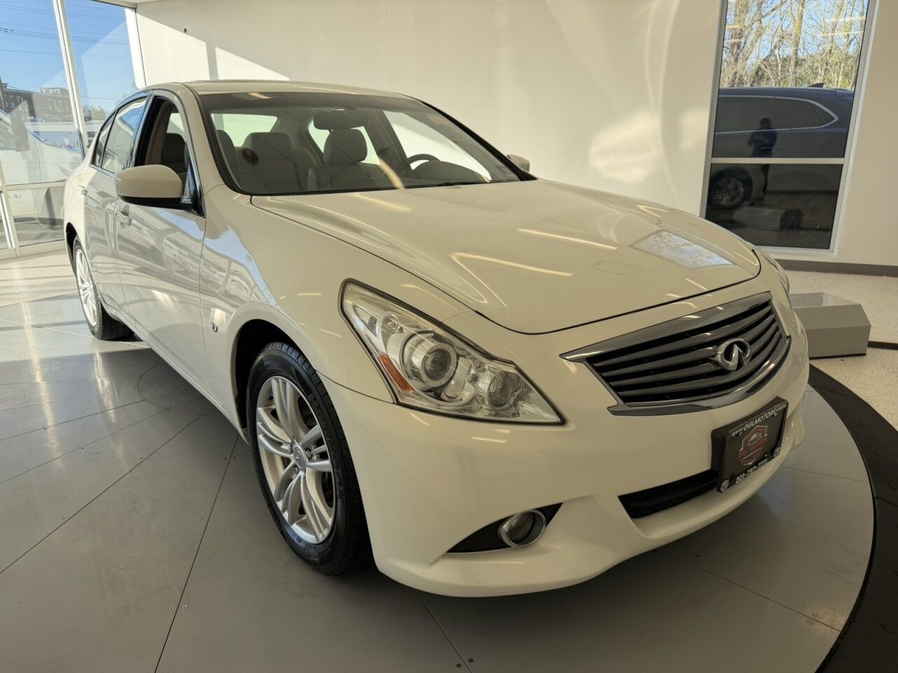 2015 INFINITI Q40
