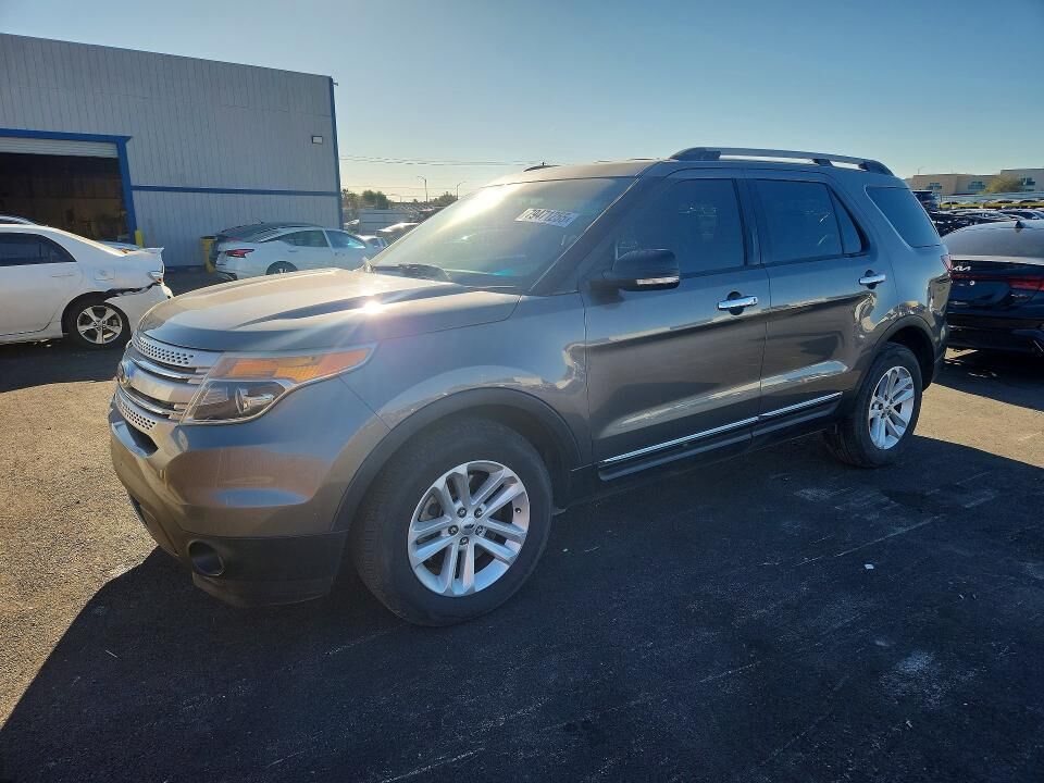 2014 FORD Explorer