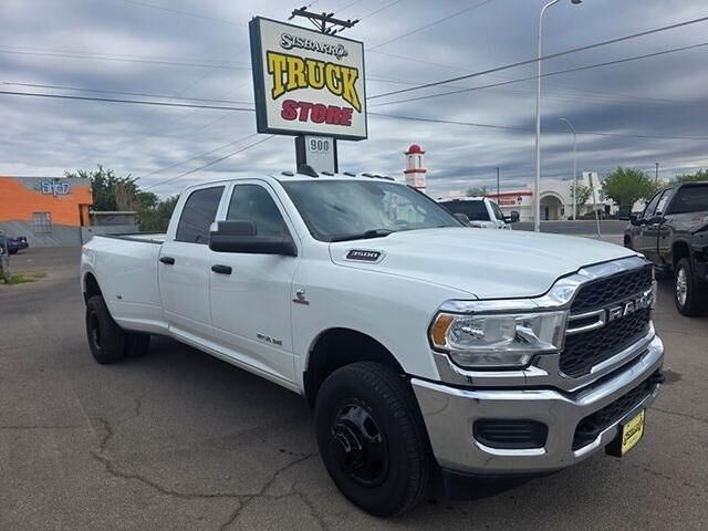 2022 RAM 3500