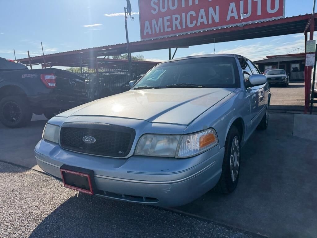 2003 FORD Crown Victoria