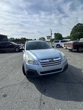 2013 SUBARU Outback