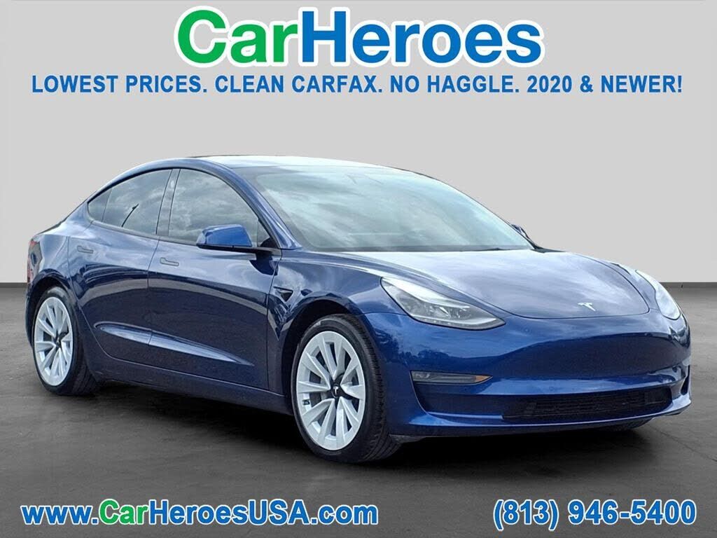 2022 TESLA Model 3