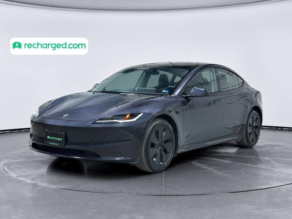 2024 TESLA Model 3