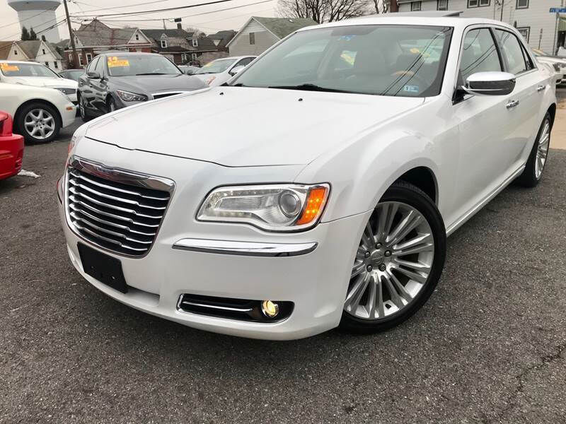 2012 CHRYSLER 300