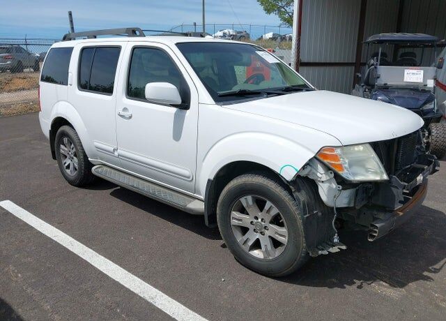 2010 NISSAN Pathfinder