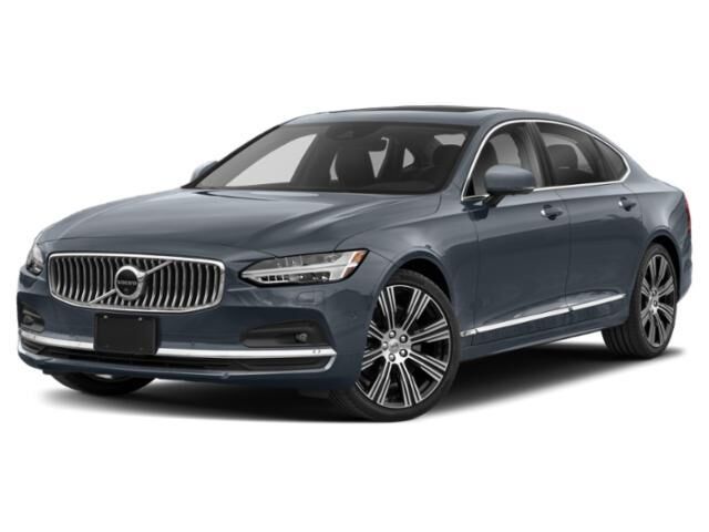 2022 VOLVO S90