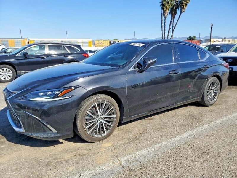 2025 LEXUS ES