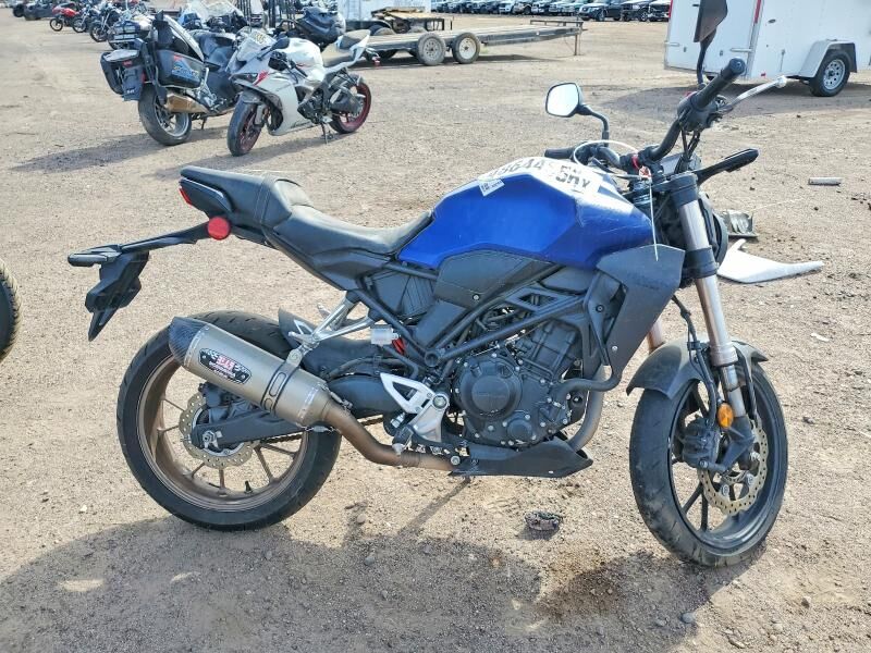 2021 HONDA CB