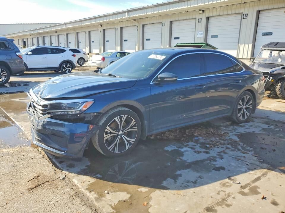 2021 VOLKSWAGEN Passat