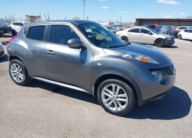 2011 NISSAN Juke