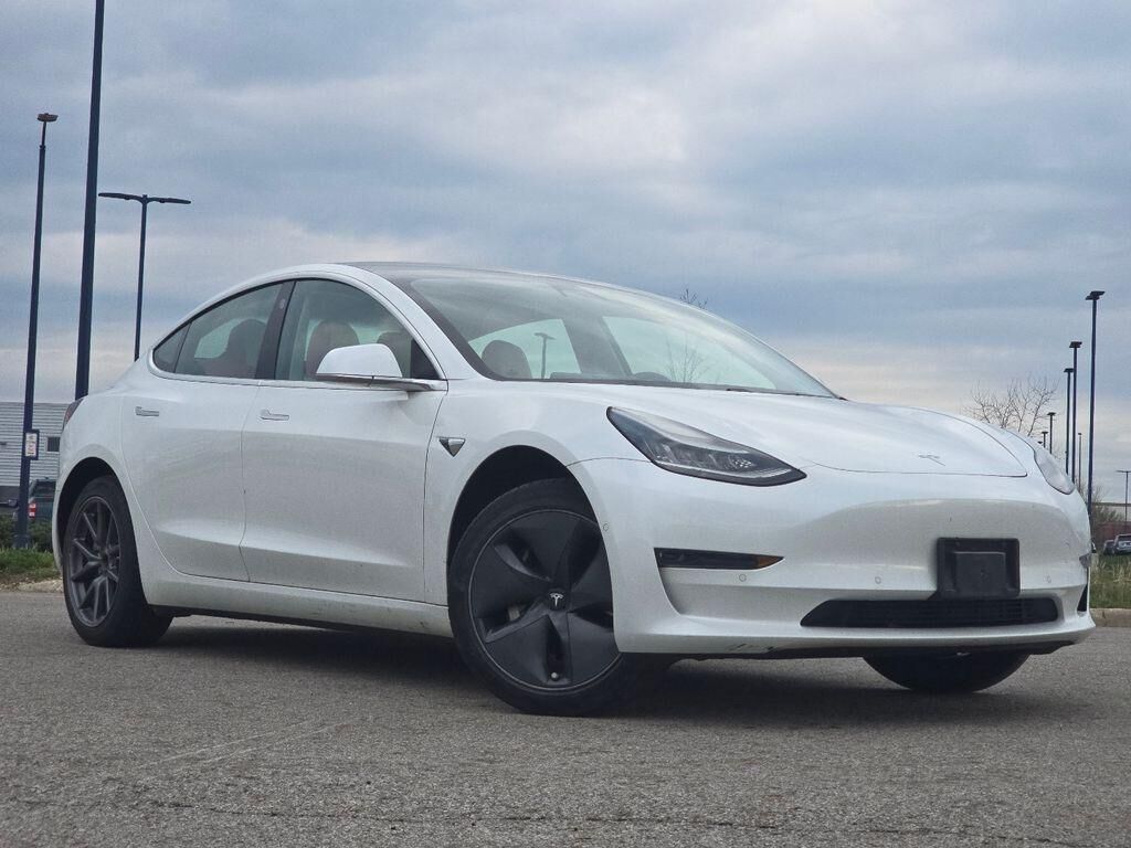 2020 TESLA Model 3