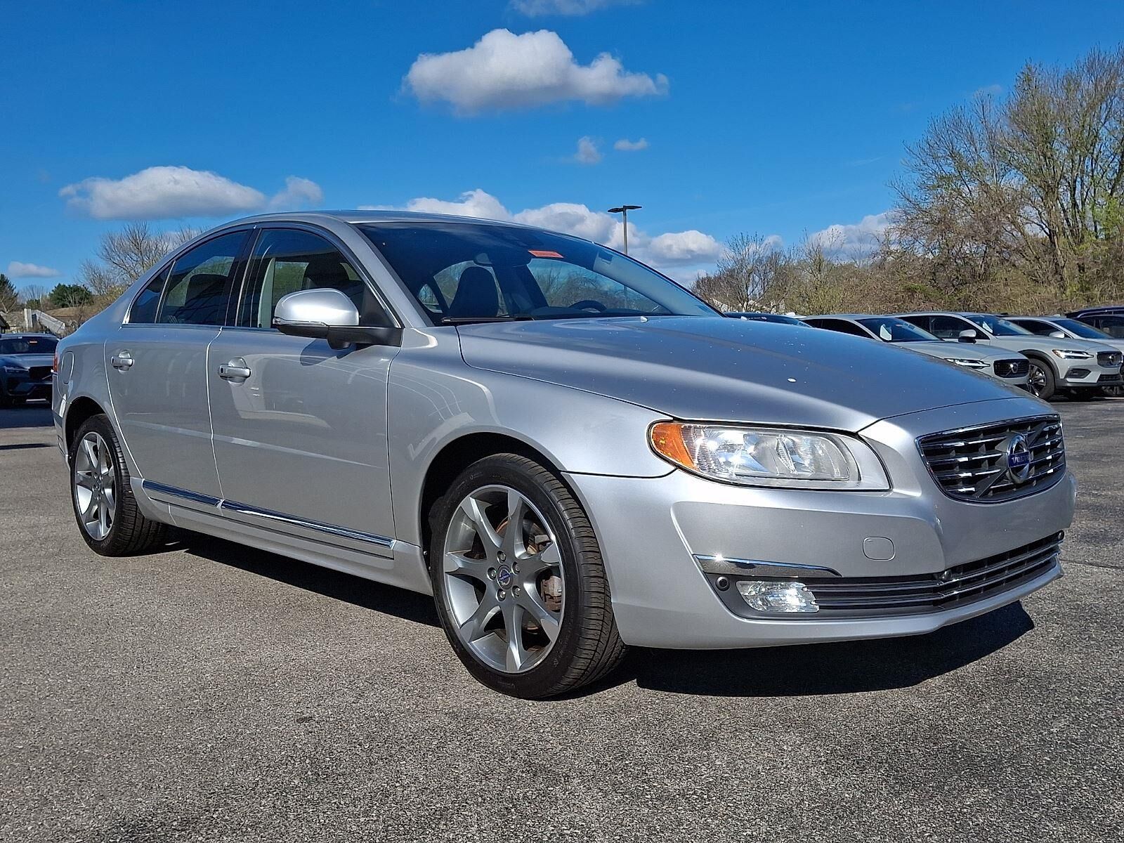 2015 VOLVO S80