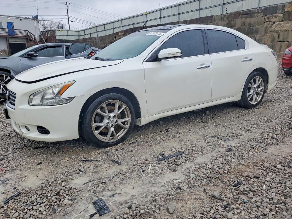 2014 NISSAN Maxima