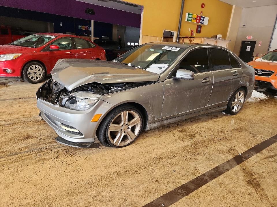 2011 MERCEDES-BENZ C-Class